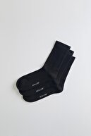 Black/Black/Black