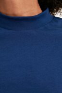 TRENDYOLMİLLA Lacivert Uzun Kollu Dik Yaka Örme T-Shirt TWOAW20TS0233