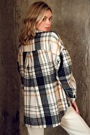 Trend Alaçatı Stili Kadın Bej Ekose Desenli Kaşe Pamuklu Oversize Ceket Gömlek ALC-X7142