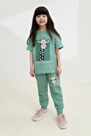 Turquoise (color)