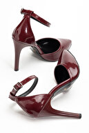 Burgundy Rugan
