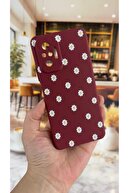 White Daisy Pattern