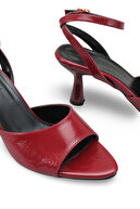 Burgundy Rugan