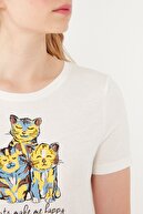 Mavi Kadın Kedi Baskılı Beyaz Tişört 1610082-70057