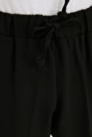 TRENDYOLMİLLA Siyah Bağlama Detaylı Pantolon TWOSS19ST0212