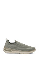 Khaki-102122051