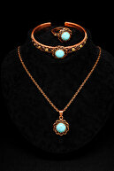 Turquoise (color)