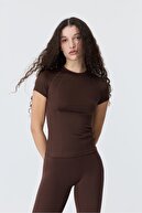 CHOCOLATE BROWN