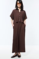 DARK BROWN