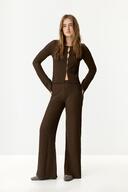 CHOCOLATE BROWN