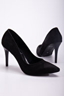 Black-Suede