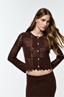 DARK BROWN