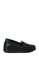 BLACK-102238749