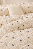Navyblue-cream