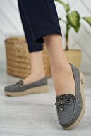 GRAY JEANS