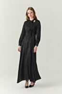 Black/Ecru