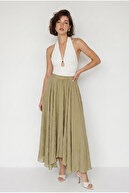 Almond Green