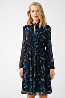 Ekol Kadın Yaka Bağcıklı Desenli Elbise 6051031 Mavi