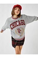 Koton Chicago Baskılı Uzun Kollu Sweatshirt
