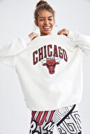 Defacto Fit Chicago Bulls Lisanslı Renk Bloklu Içi Yumuşak Tüylü Örme Sweatshirt Oversize Fit