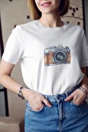 Kio Tasarım Kadın Beyaz Eski Retro Analog Fotoğraf Makinası Baskılı %100 Pamuk Vintage2  Tişört Kadın