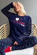 Pijamaevi Lacivert Love Winter Desenli Kadın Peluş Pijama Takımı