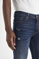 Defacto Erkek Mavi Pedro Slim Fit Normal Bel Dar Paça Jean Pantolon V4081AZ21AU