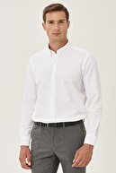 Altınyıldız Classics Erkek Beyaz Tailored Slim Fit Dar Kesim Klasik Düğmeli Yaka Armürlü Gömlek