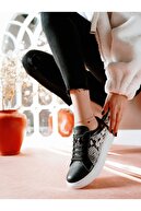 GRADA Kadın Hakiki Deri Siyah Avangart Sneaker Ayakkabı Yanları Yılan Baskılı Deri Sneakers