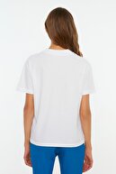 TRENDYOLMİLLA Beyaz ve Siyah Dik Yaka 2'li Paket Basic Örme T-Shirt TWOSS20TS1500