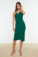 TRENDYOLMİLLA Zümrüt Yeşili Yaka Detaylı Elbise TPRSS19FZ0136