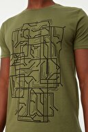 TRENDYOL MAN Haki Erkek Basic Slim Fit Geometrik Baskılı Kısa Kollu T-Shirt TMNSS20TS0088