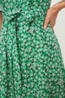 TRENDYOLMİLLA Yeşil Kuşaklı Gömlek Elbise TWOSS20EL1559