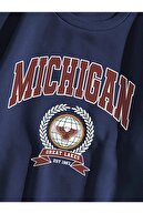 K&H TWENTY-ONE Kadın Lacivert Michigan Baskılı Oversize Sweatshirt