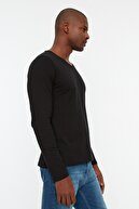 TRENDYOL MAN Siyah Erkek Regular Fit V Yaka Uzun Kollu T-Shirt TMNAW21TS0198