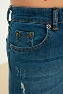 TRENDYOLMİLLA Lacivert Paçası Yırtıklı Yüksek Bel Skinny Jeans TWOSS20JE0299