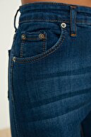 TRENDYOLMİLLA Lacivert Yüksek Bel Skinny Jeans TWOSS20JE0302