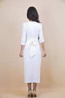 Ayhan Kadın Beyaz Kruvaze Bağlamalı Elbise