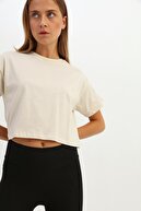 Quzu Kadın Açık Bej Basic Crop Tişört