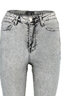 TRENDYOLMİLLA Gri Yırtmaçlı Yüksek Bel Slim Flare Jeans TWOAW22JE0382