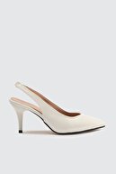Trendyol Shoes Beyaz Kadın Klasik Topuklu Ayakkabı TAKSS21TO0023