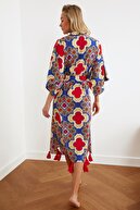 TRENDYOLMİLLA Kırmızı Etnik Desenli Püskül Detaylı Vual Kimono&Kaftan TBESS20KM0018