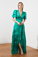 TRENDYOLMİLLA Yeşil Jakarlı Saten  Abiye & Mezuniyet Elbisesi TPRSS20AE0073