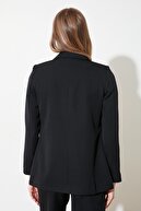 TRENDYOLMİLLA Siyah Düğme Detaylı Blazer Ceket TWOAW21CE0264
