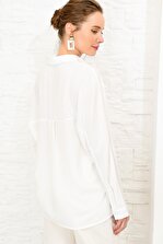 Trend Alaçatı Stili Kadın Beyaz Yanı Yırtmaçlı Boyfrıend Crep Gömlek DNZ-3166 - 4