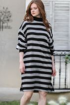 Chiccy Kadın Gri-Siyah Retro Çizgili Dev Manşetli Triko Elbise M10160000EL96251 - 1