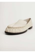 MANGO Woman Kadın Kırık Beyaz Büzgülü Deri Mokasen Ayakkabı - 1