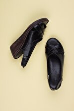 Deripabuc Hakiki Deri Siyah Kadın Dolgu Topuklu Deri Sandalet Dp05-0242 - 1