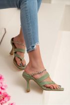 NİŞANTAŞI SHOES Kadın Gillian Yeşil Mat Parmak Arası Bilek Bağlı Topuklu Ayakkabı - 2
