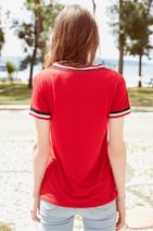 Olgun Orkun Kadın Kırmızı Kol Ve Yakası Şeritli T-Shirt O&O-8Y148029 - 2